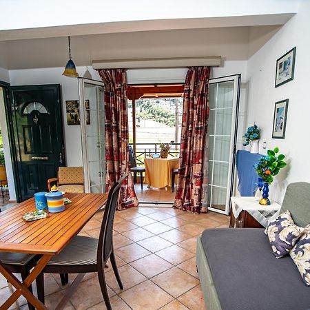 אגיוס גורדיוס Tholeto Apartments מראה חיצוני תמונה